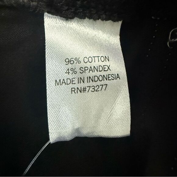 SO Women’s High Rise Black Active Shorts with White Stripes Size Medium - Picture 4 of 6